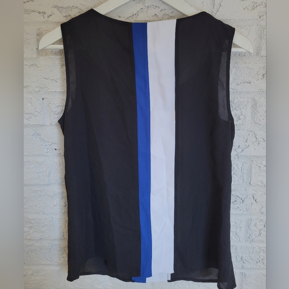 Black, White & Blue Sleeveless - Picture 4 of 4
